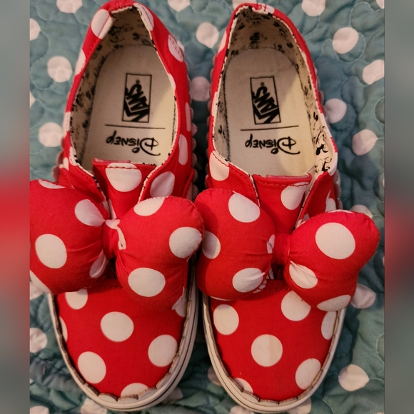 Minnie Mouse Pull Ons